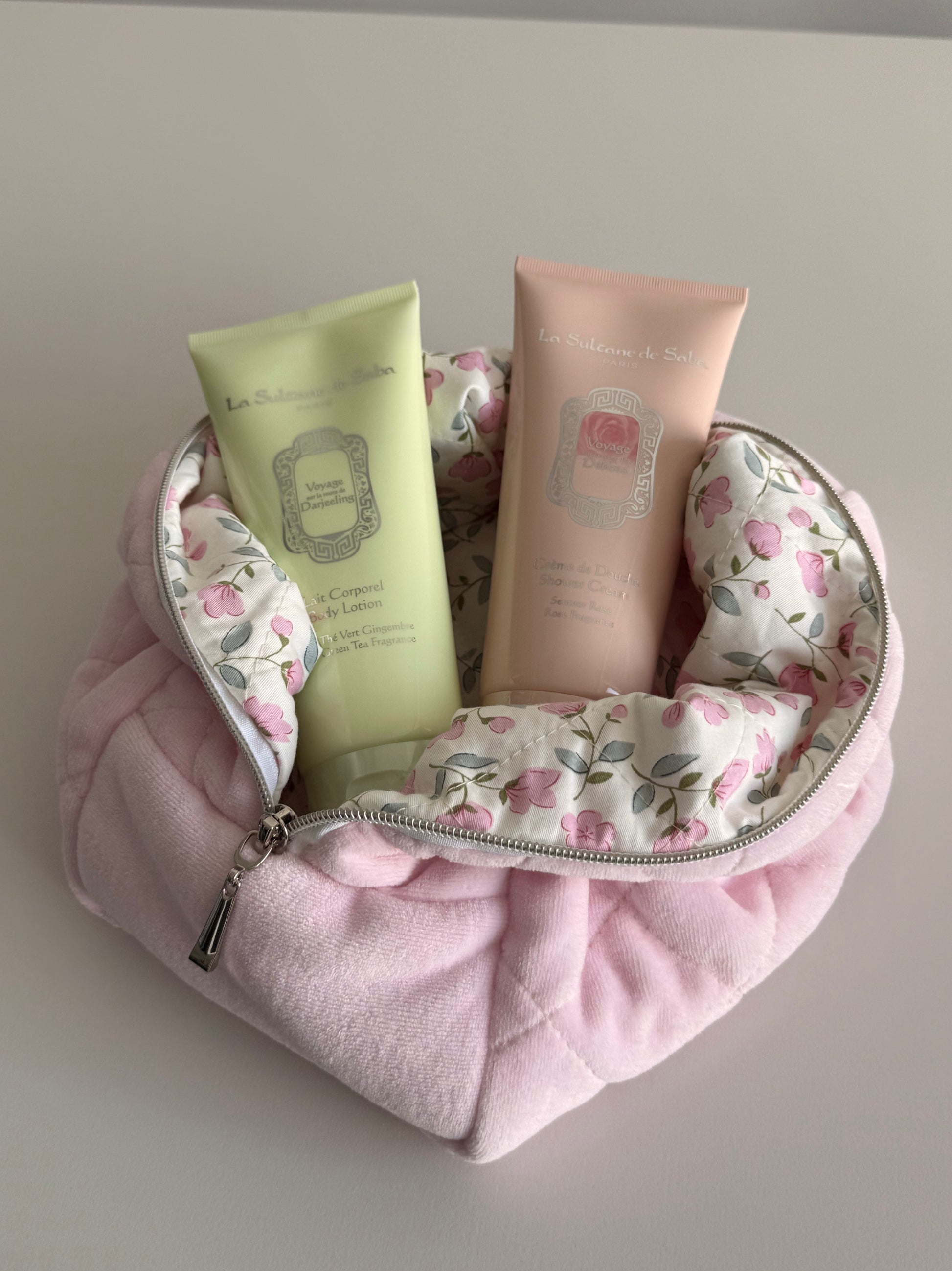 Kosmetiktasche – Rosa mit Blumenmuster – 24 cm